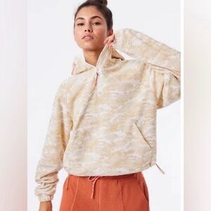 Outdoor Voices Primo Fleece